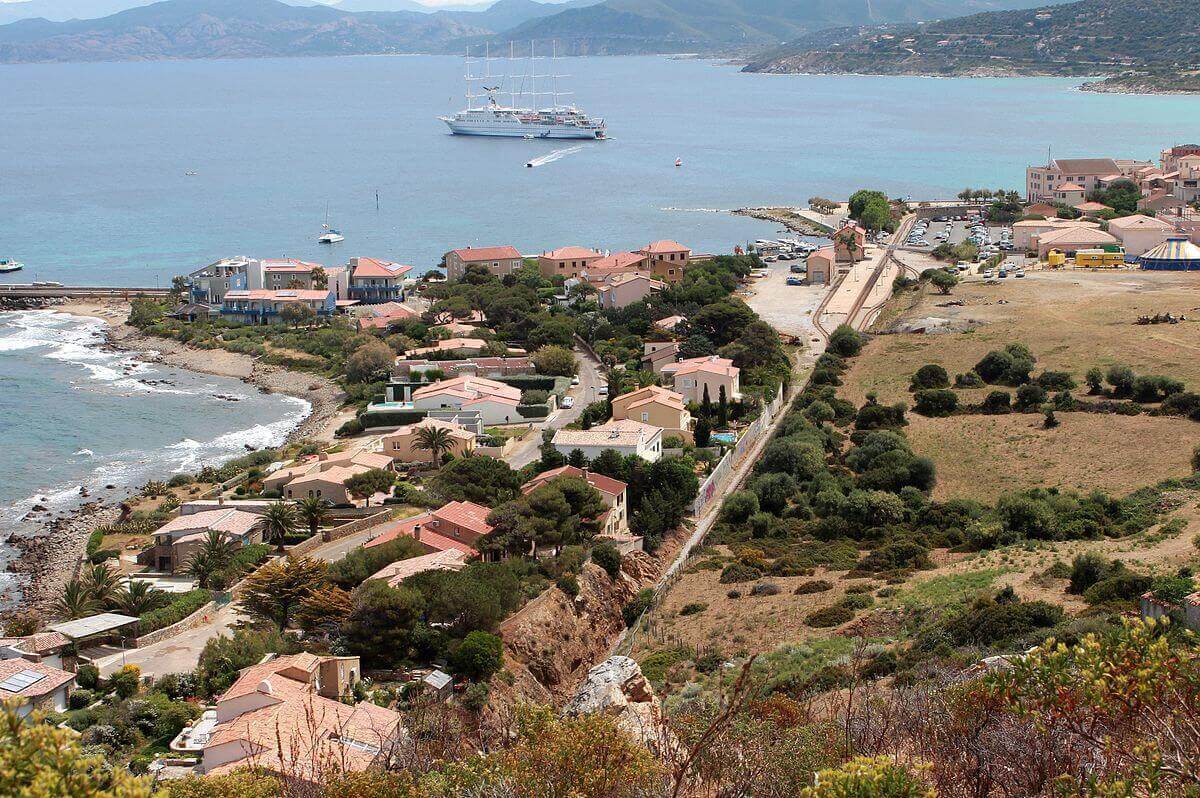 Hôtels à LʼÎle-Rousse